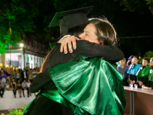 Colações de grau serão realizadas em 4, 5 e 6 de outubro na Concha Acústica; confira a data da sua unidade